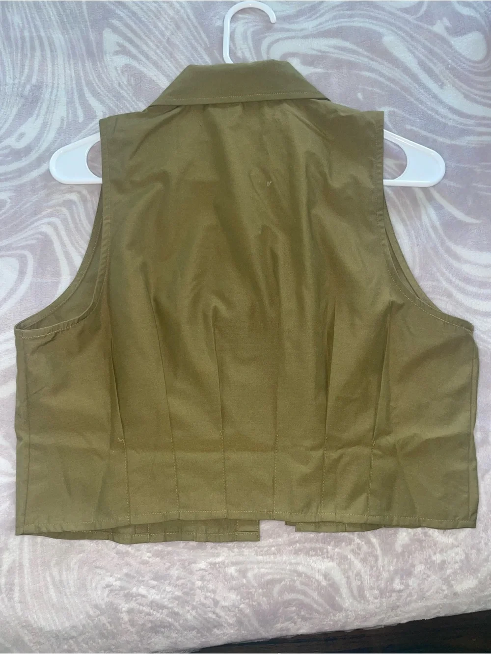 Michael Kors Olive Green Sleeveless Button-Front Crop Shirt